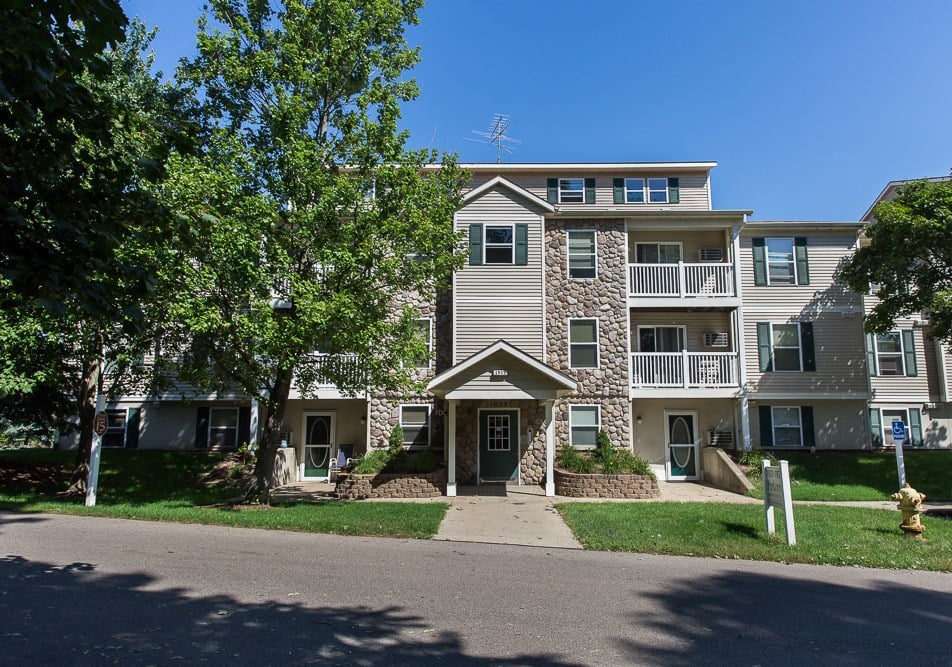 Parkview Apartments Exterior